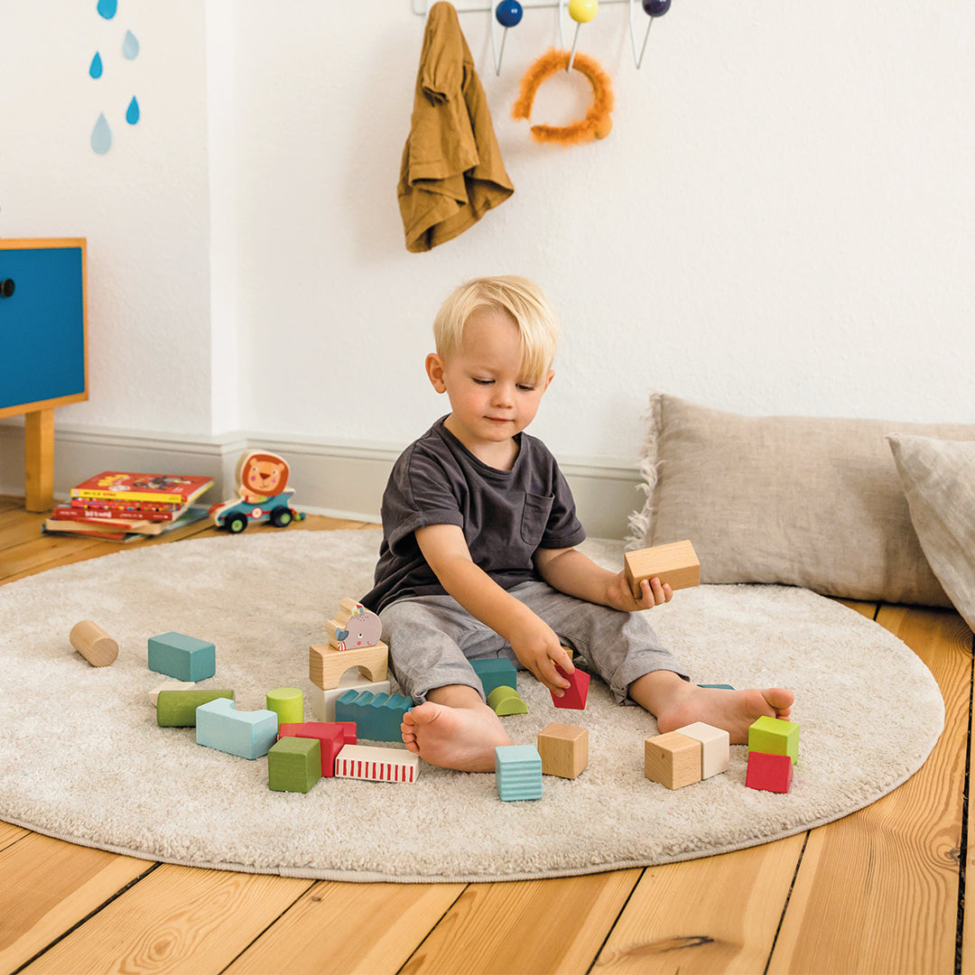 Whale Wilma Babablocks lifestyle image with child